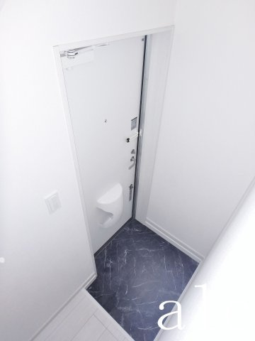 ガーデン笹塚の玄関|落ち着いた玄関です　※別部屋参照