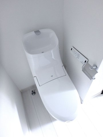 ガーデン笹塚のトイレ|シンプルで使いやすいトイレです　※別部屋参照