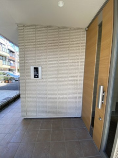 【エントランス】 | オートロック完備でセキュリティ面も安心です