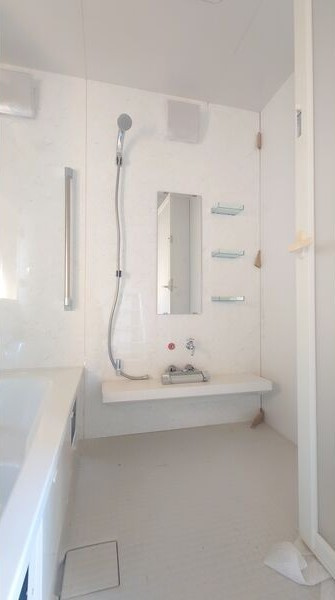 CASA UMEMORIZAKAの浴室