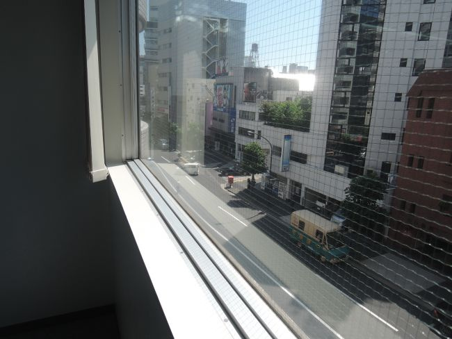 神宮外苑ビル１号館のロビー