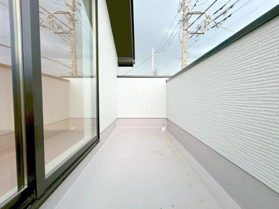 【バルコニー】 | 【KEIAI STYLE】国分寺市北町５期 | お洗濯ものや布団を干したりするのに十分なスペースを取ったバルコニーは大変便利です。