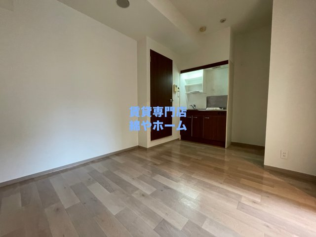 Blue Bee桜川駅前の居間・リビング|使いやすい居間です