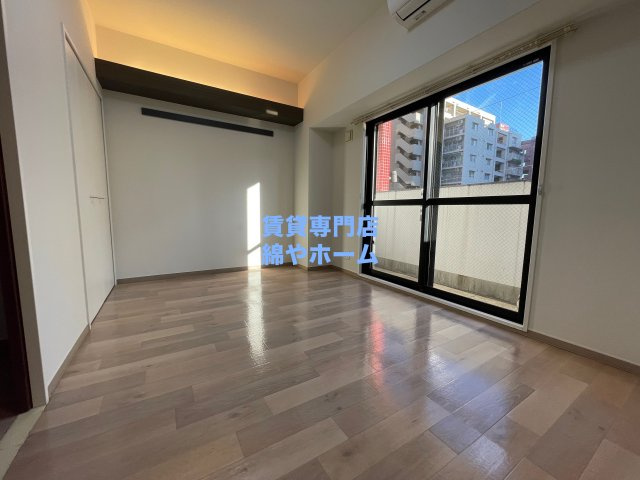 Blue Bee桜川駅前の居間・リビング|ゆったりとした居間です