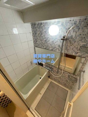 Blue Bee桜川駅前の浴室|日々の疲れを癒すお風呂付です