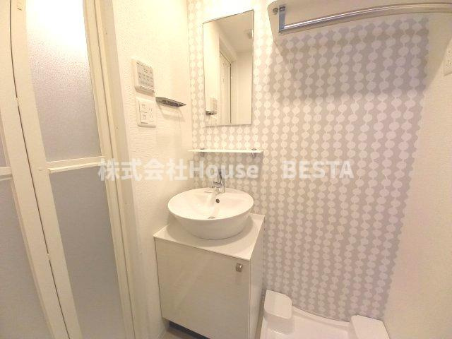 エスリード神戸ラ・コスタの独立洗面台