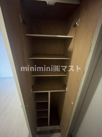シャトー波除の収納