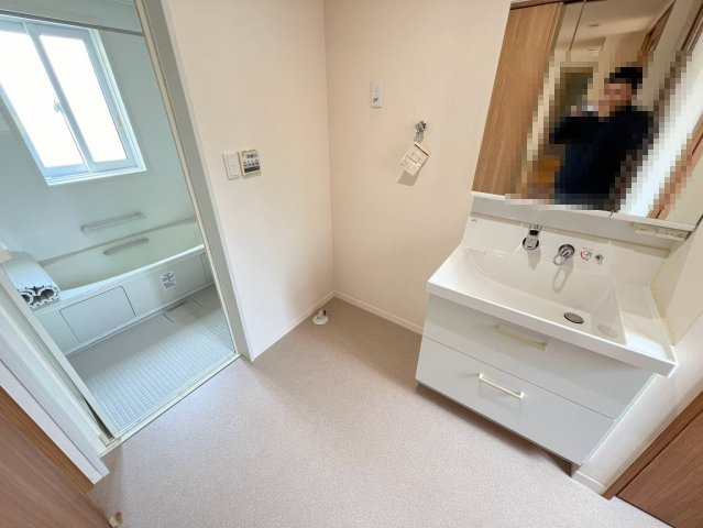 和歌山市栄谷・中古戸建・115628の洗面所