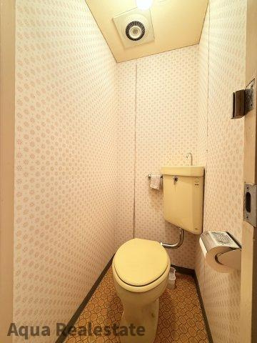 樺川荘マンションのトイレ|トイレもきれいです
※ウォシュレット設備は無し、設置の場合電気工事が必要です