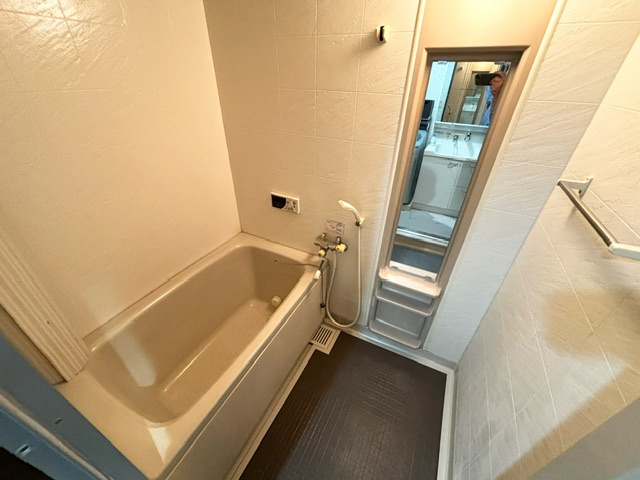 ラフィーネ小石川の浴室