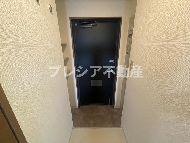 AUBE918の玄関