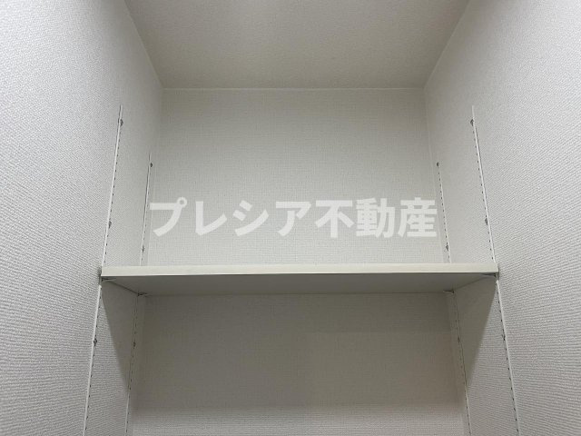 AUBE918の収納