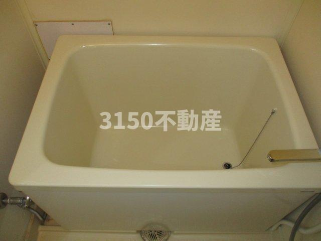 メゾンKの浴室