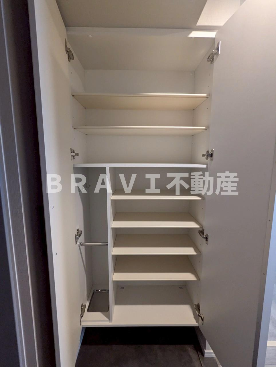 アーバネックス天満橋Frontの玄関