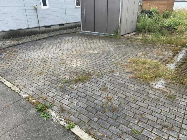 中古住宅　幕別町札内桂町の駐車場