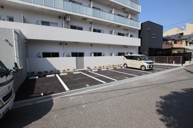 【駐車場】 | FREEDOM residence堺深井沢町