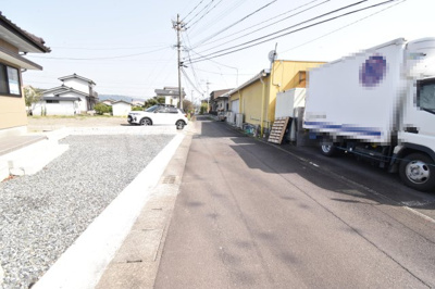 【前面道路含む現地写真】 | 霧島市国分広瀬1丁目