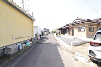 【前面道路含む現地写真】 | 霧島市国分広瀬1丁目