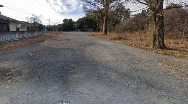 -三丁目不動産-上里町七本木　売土地の前面道路含む現地写真