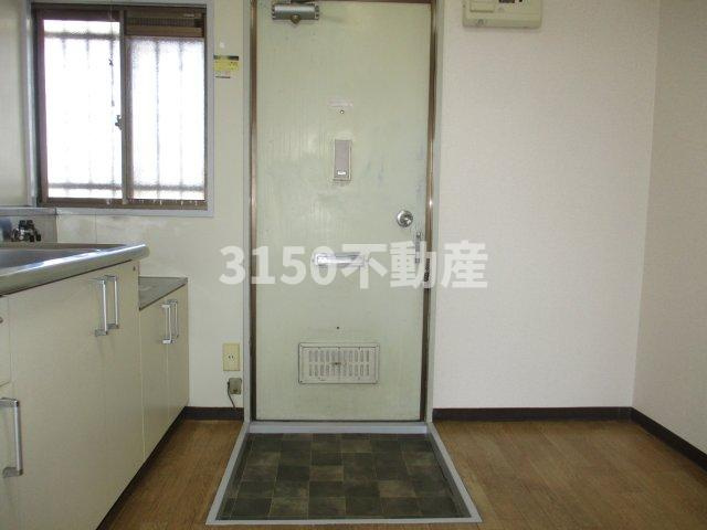 ロイヤル小塩Ⅱの玄関