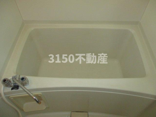 ロイヤル小塩Ⅱの浴室