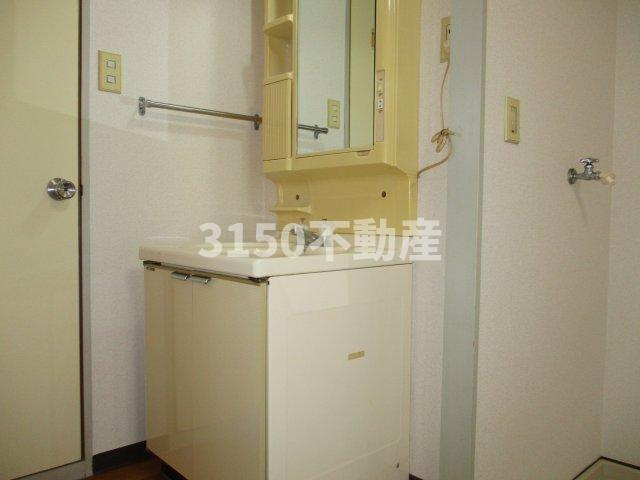 ロイヤル小塩Ⅱの洗面所