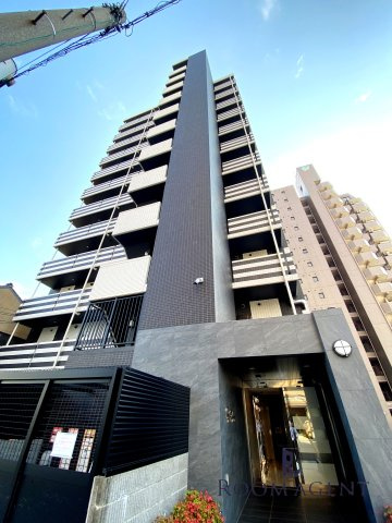 GRANDUKE代官町reversoの外観