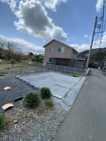 平屋戸建てで叶える、ゆとりの暮らし。ファミリーにおすすめの平屋戸建てのその他|駐車場　２台（軽なら３台駐車可能）