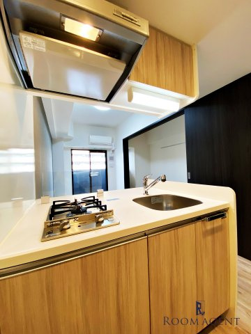 メイクスデザイン名駅南のキッチン