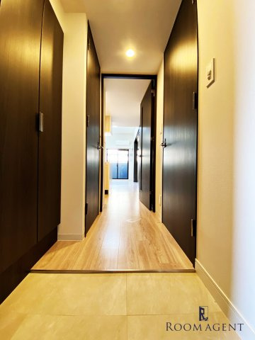 メイクスデザイン名駅南の玄関