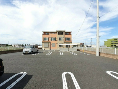 【駐車場】 | シャルマン　Ａ | 駐車場があります