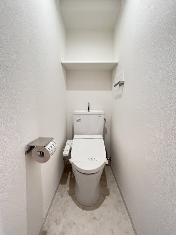 大阪市城東区蒲生２丁目の賃貸マンションのトイレ