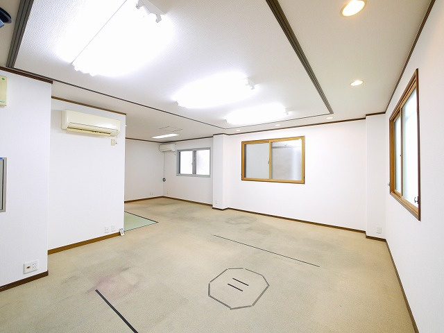 松本第１ビルの内装