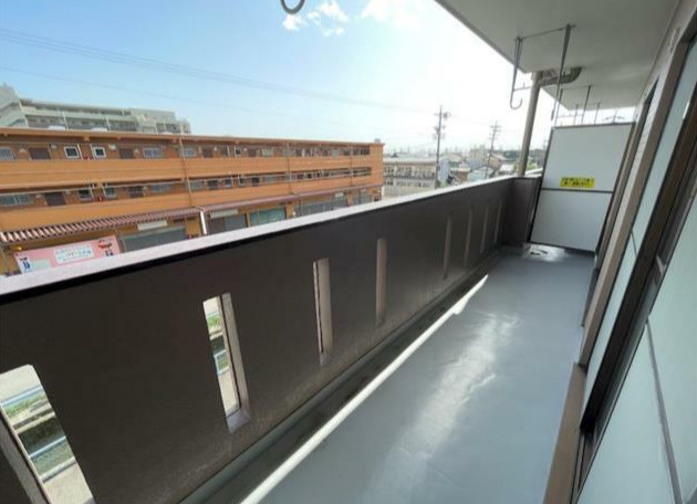 レジデンス栄のバルコニー