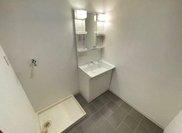 レジデンス栄の洗面所