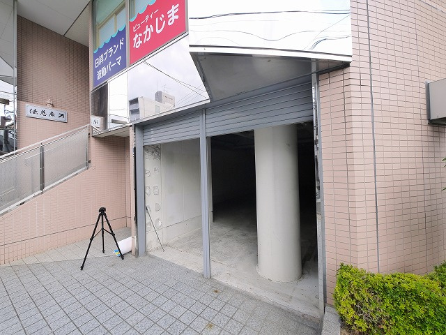 ナカジマビル（ＮＢ）のエントランス