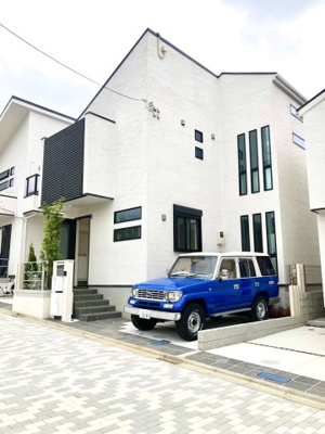 【外観】 | 中町4丁目戸建 | 駐車場サイズ　横幅250㎝×奥行510㎝