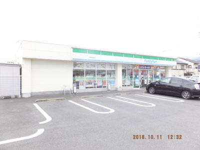 ファミリーマート小田原新屋店まで270ｍ