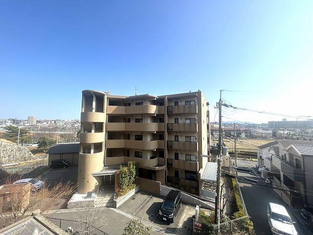 セザール枚方公園の展望|■物件内覧・資金計画相談・住宅ローン相談、リフォーム相談、お問合せ受付中■
※当日・翌日のご内覧、ご相談はお電話でのお問合せがスムーズです！
