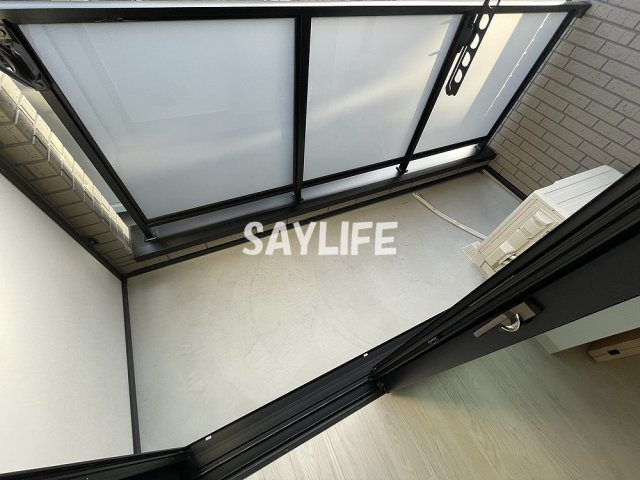 Jino徳庵のバルコニー