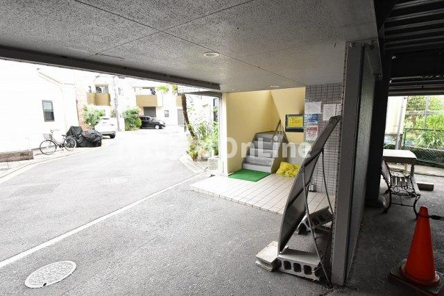 【エントランス】 | コーポラストウザキ