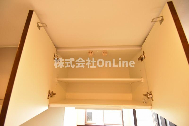 東大阪市長栄寺の賃貸マンションの収納