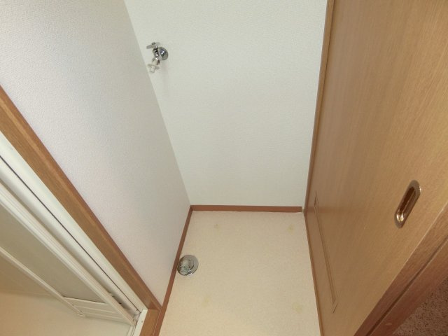 クオリティ平田の設備|室内に洗濯機置き場があります