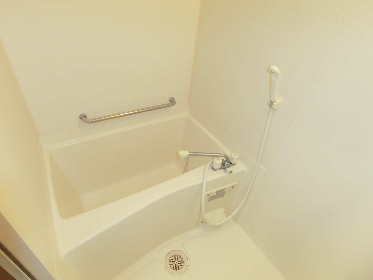 クオリティ平田の浴室|コンパクトで使いやすいお風呂です