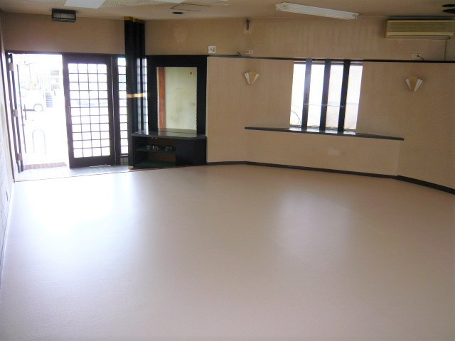 南町貸店舗の内装