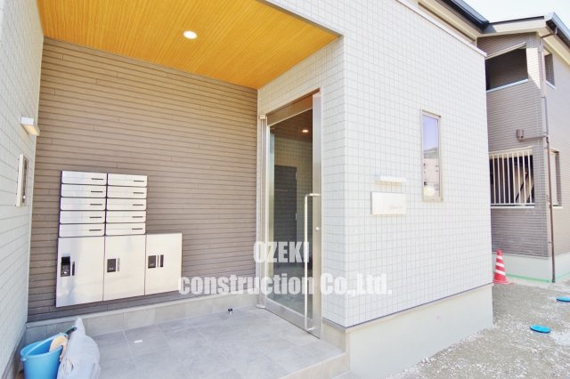 グリシーヌ登戸のエントランス|※建築中の写真になります。