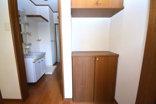 【玄関】 | レジデンスKP | 103号室（3DK）