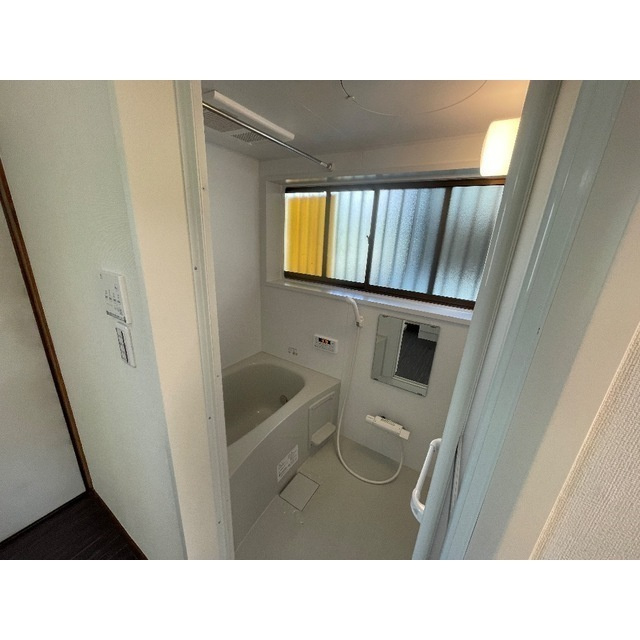 リブレス外川戸建の浴室