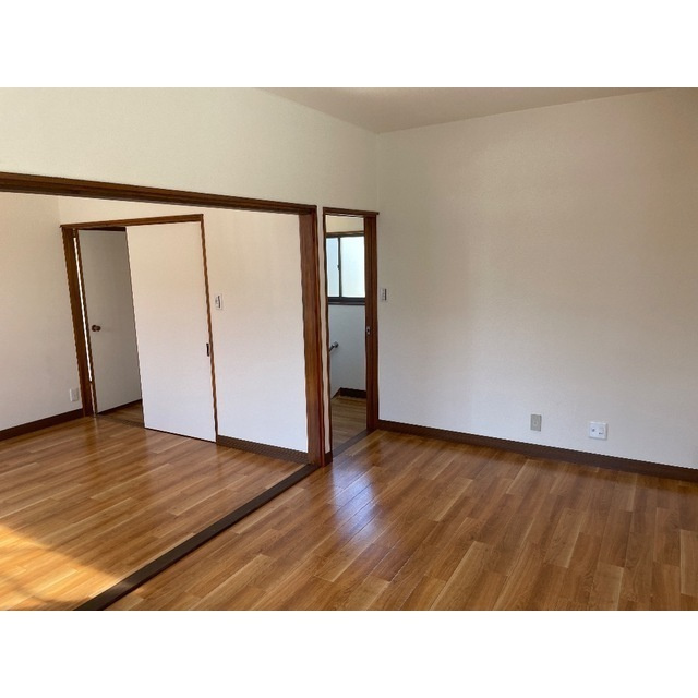 リブレス外川戸建の内装