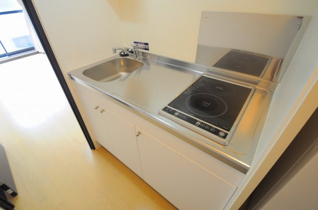 三木市自由が丘本町２丁目のアパートのキッチン